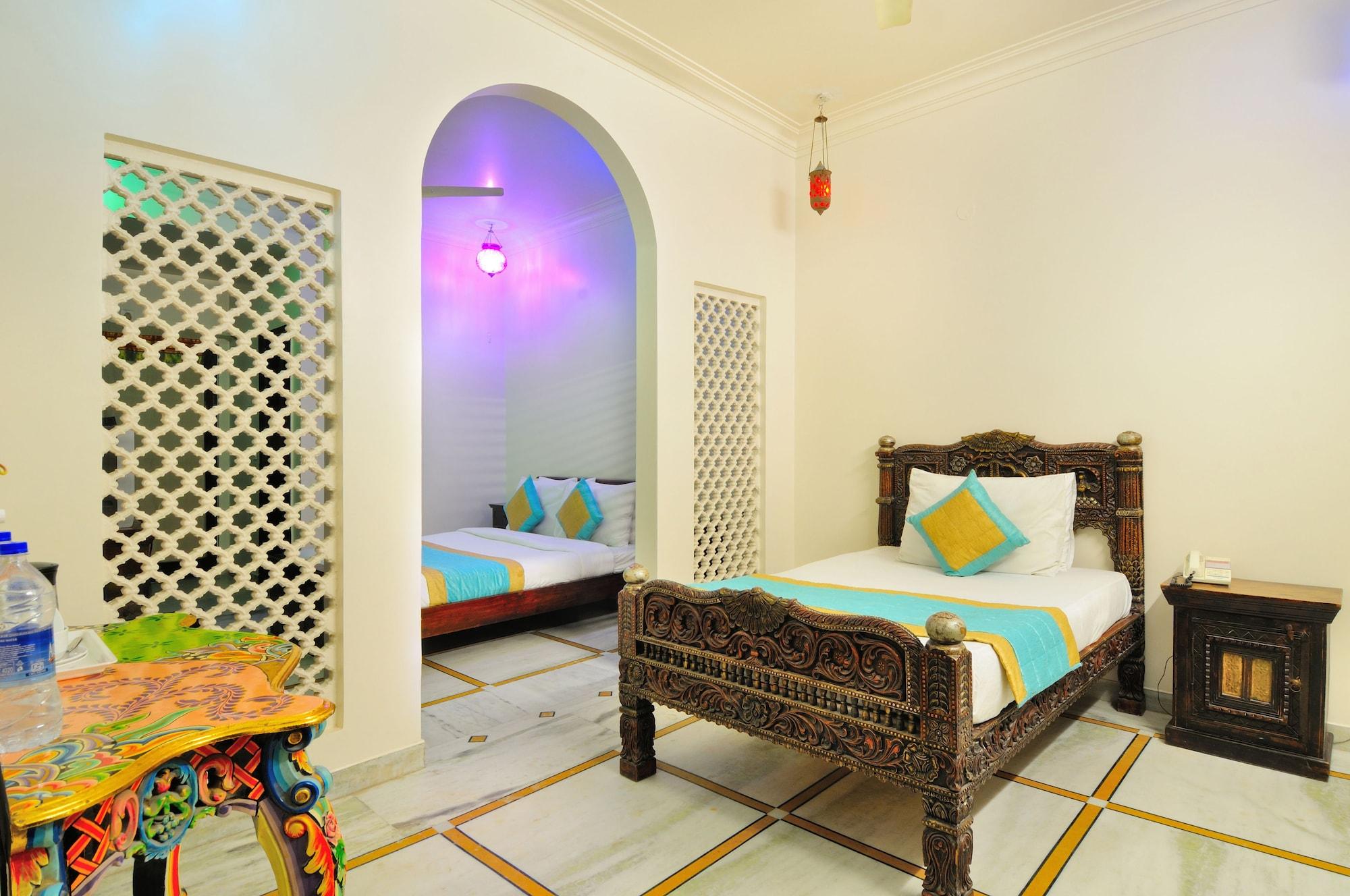 Staybook-Jyoti Mahal A Heritage Hotel New Delhi Exterior photo