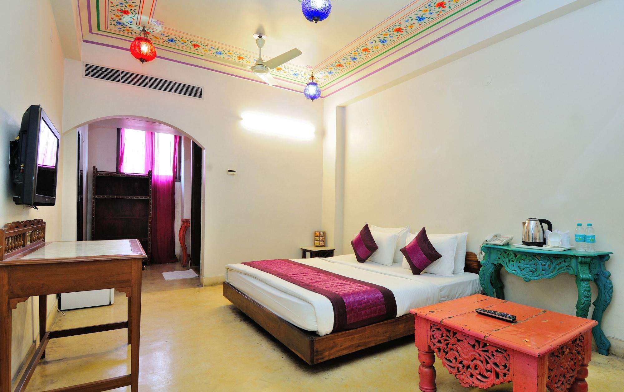 Staybook-Jyoti Mahal A Heritage Hotel New Delhi Exterior photo